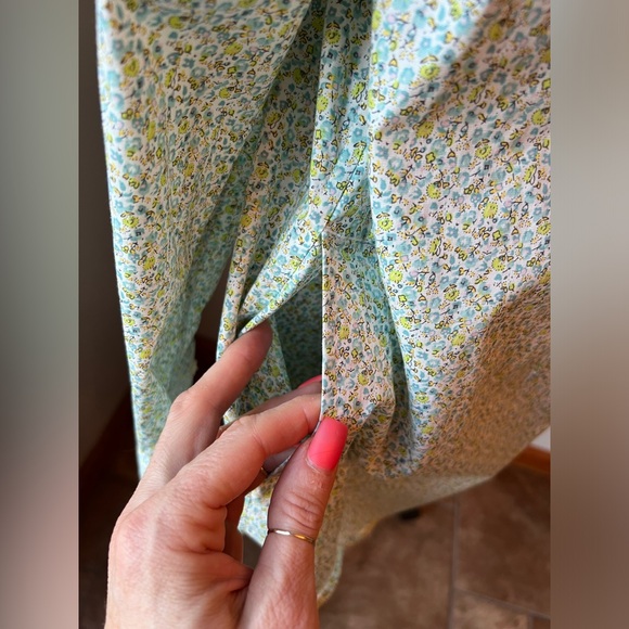 Duluth Trading Co Women's Light Blue-green Button-Down Tunic with No Gap Buttons - Picture 11 of 16